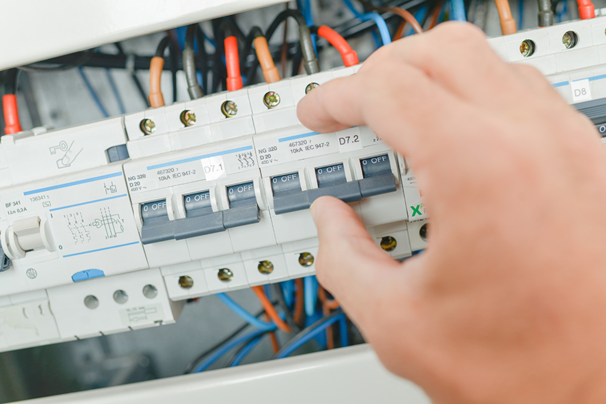 Elektro­installation bei Elektro Kempf in Wertheim